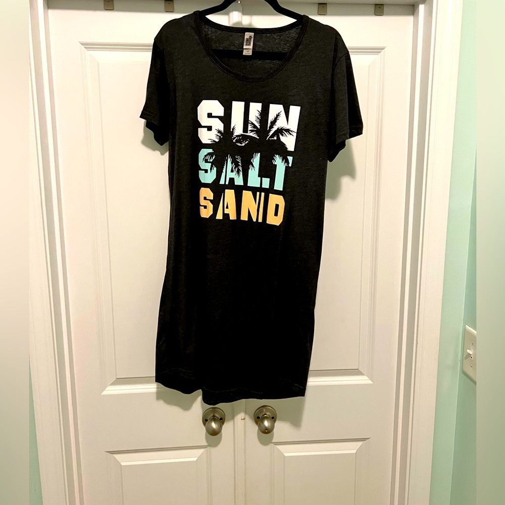 T-shirt dress